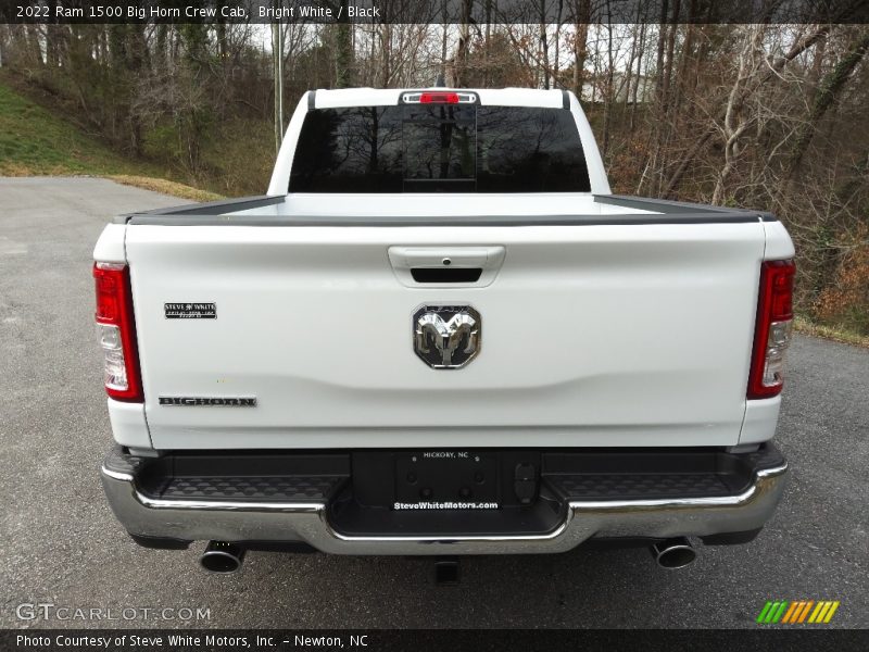 Bright White / Black 2022 Ram 1500 Big Horn Crew Cab