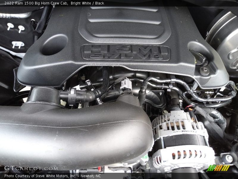 Bright White / Black 2022 Ram 1500 Big Horn Crew Cab