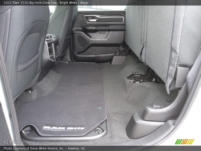 Bright White / Black 2022 Ram 1500 Big Horn Crew Cab