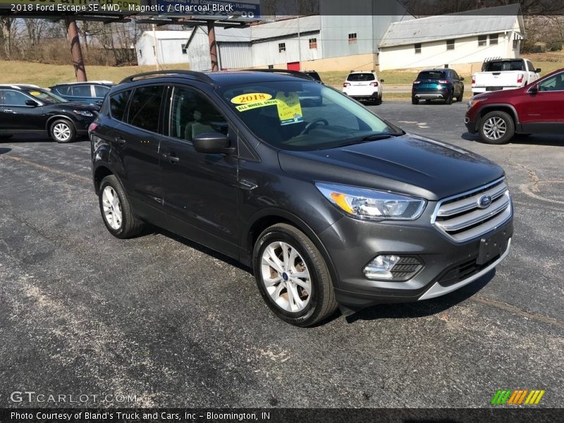 Magnetic / Charcoal Black 2018 Ford Escape SE 4WD
