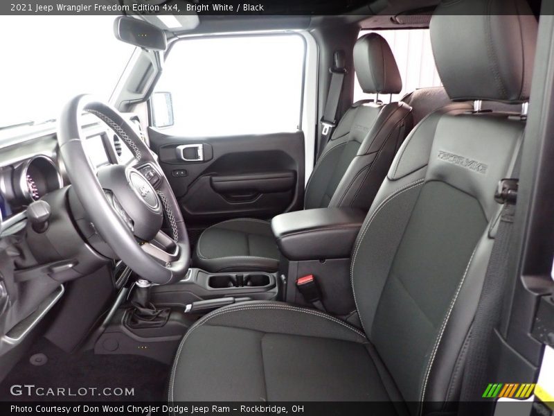 Bright White / Black 2021 Jeep Wrangler Freedom Edition 4x4