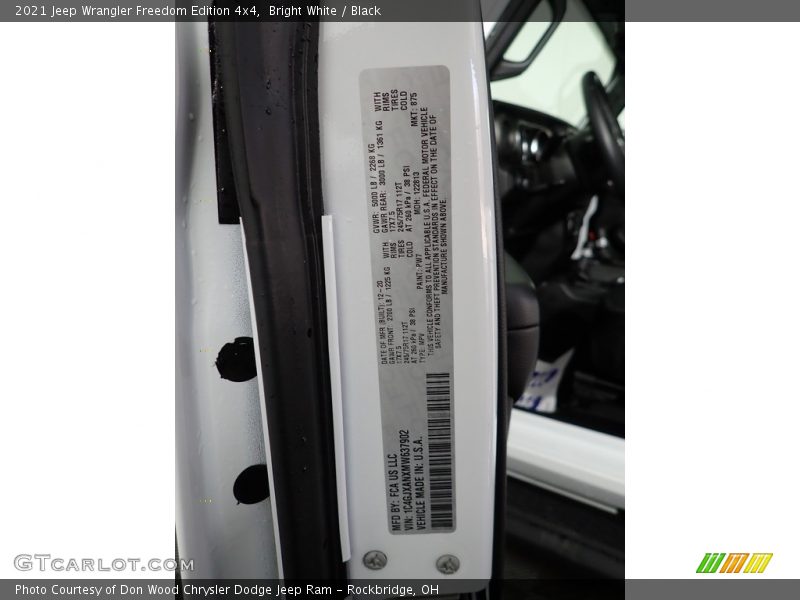 Bright White / Black 2021 Jeep Wrangler Freedom Edition 4x4