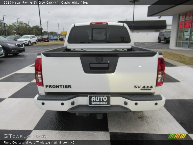 Glacier White / Steel 2019 Nissan Frontier SV Crew Cab 4x4