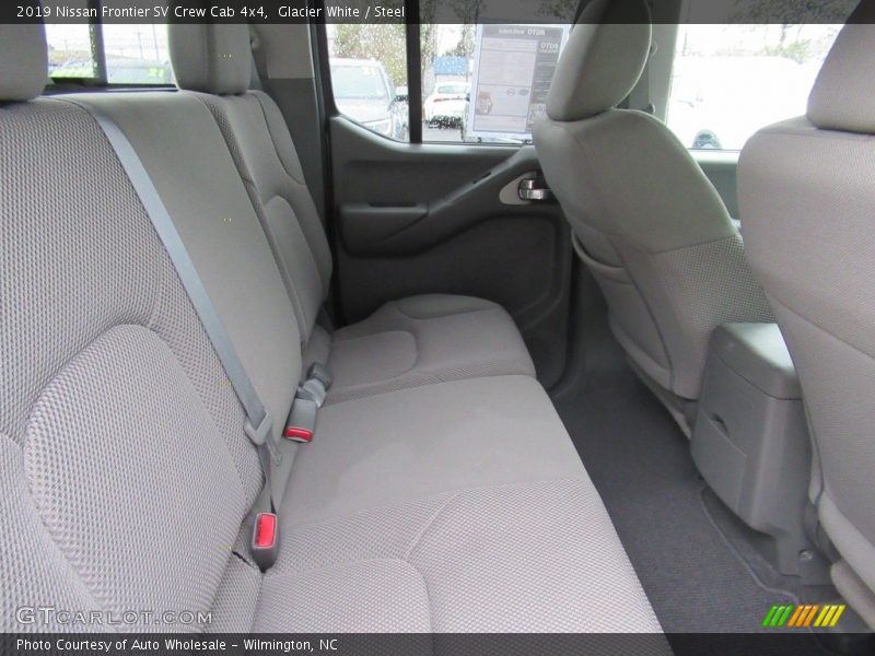 Glacier White / Steel 2019 Nissan Frontier SV Crew Cab 4x4