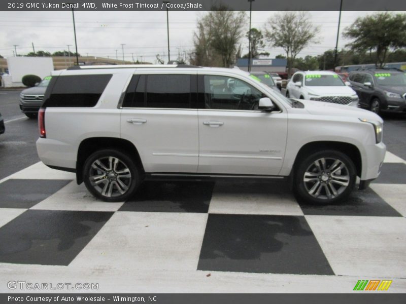 White Frost Tintcoat / Cocoa/Shale 2019 GMC Yukon Denali 4WD