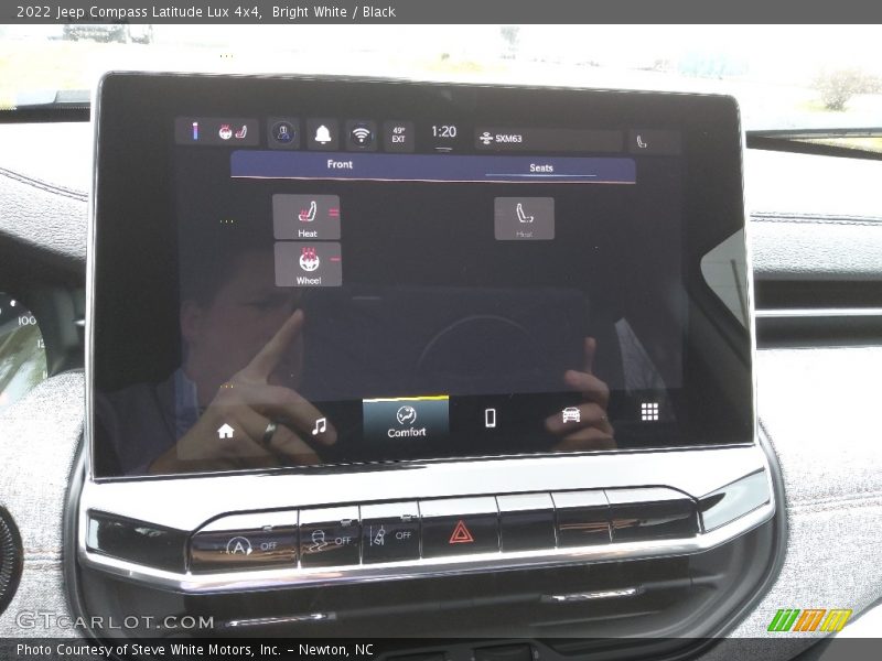 Bright White / Black 2022 Jeep Compass Latitude Lux 4x4