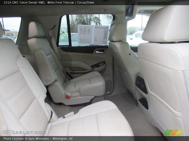 White Frost Tintcoat / Cocoa/Shale 2019 GMC Yukon Denali 4WD