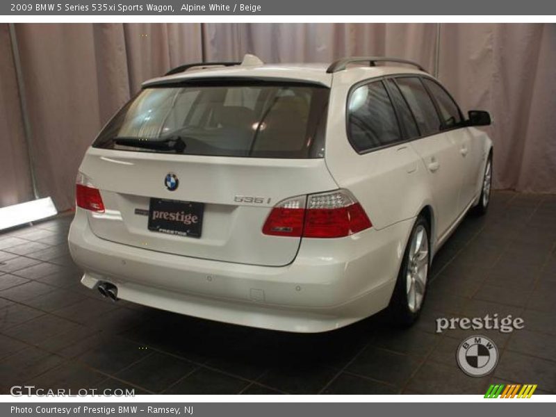 Alpine White / Beige 2009 BMW 5 Series 535xi Sports Wagon