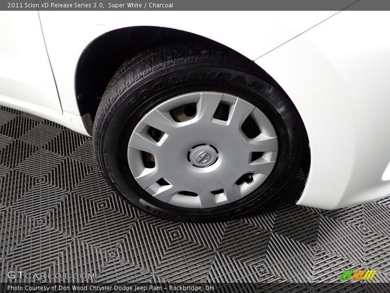 Super White / Charcoal 2011 Scion xD Release Series 3.0