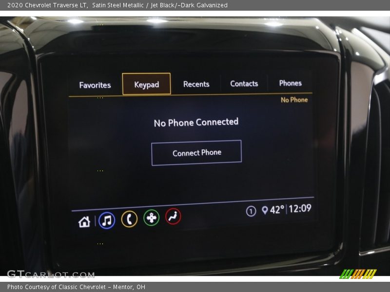 Satin Steel Metallic / Jet Black/­Dark Galvanized 2020 Chevrolet Traverse LT