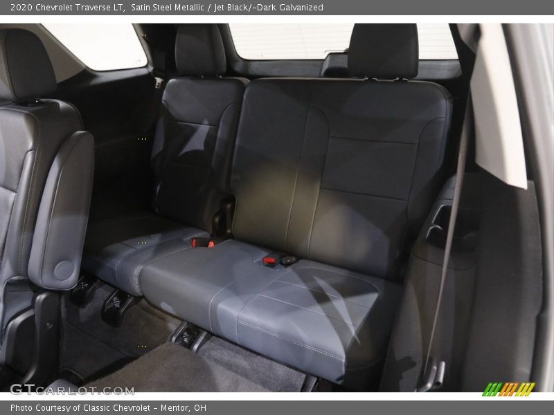 Satin Steel Metallic / Jet Black/­Dark Galvanized 2020 Chevrolet Traverse LT