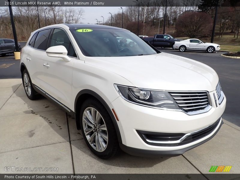 Front 3/4 View of 2016 MKX Reserve AWD