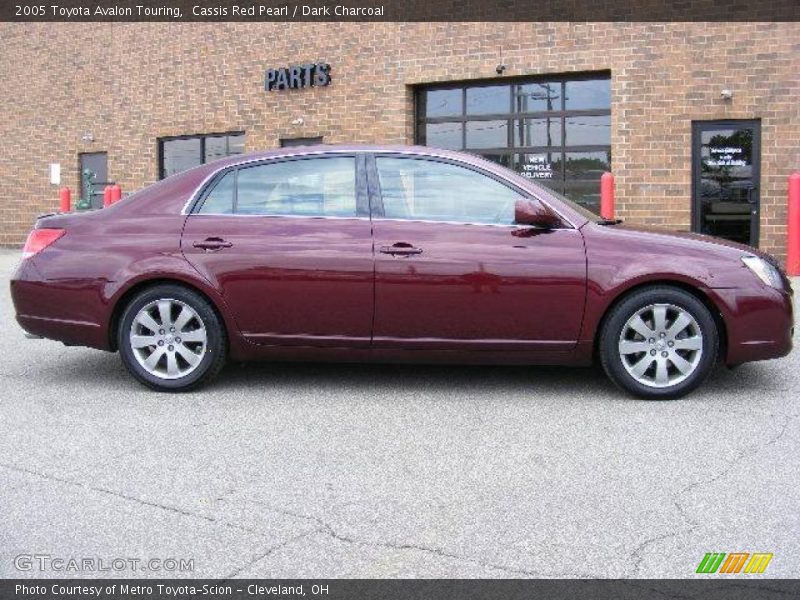 Cassis Red Pearl / Dark Charcoal 2005 Toyota Avalon Touring