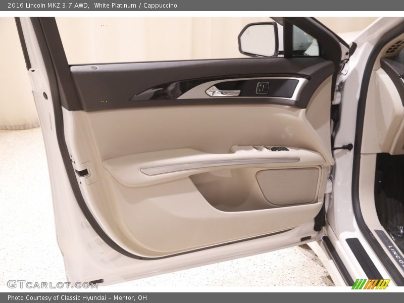 Door Panel of 2016 MKZ 3.7 AWD