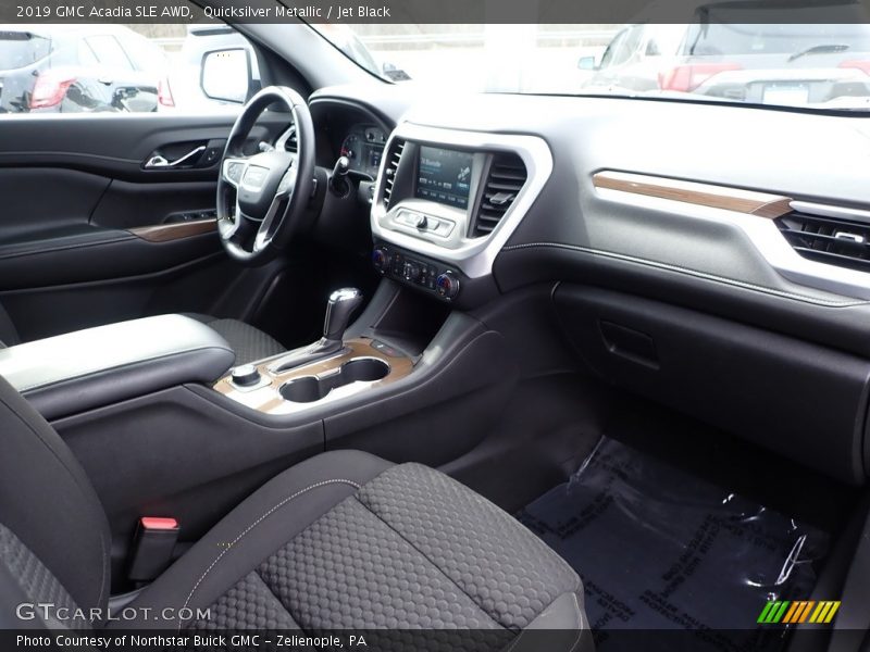 Quicksilver Metallic / Jet Black 2019 GMC Acadia SLE AWD