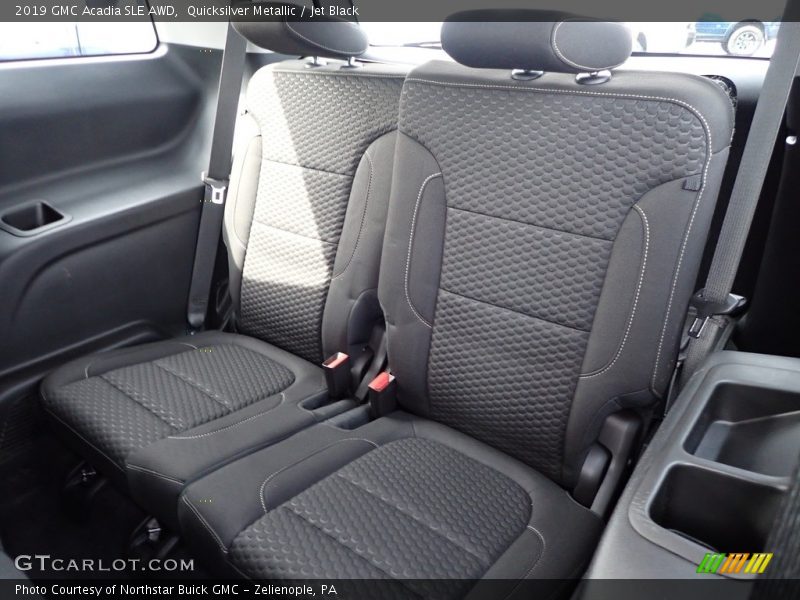 Quicksilver Metallic / Jet Black 2019 GMC Acadia SLE AWD