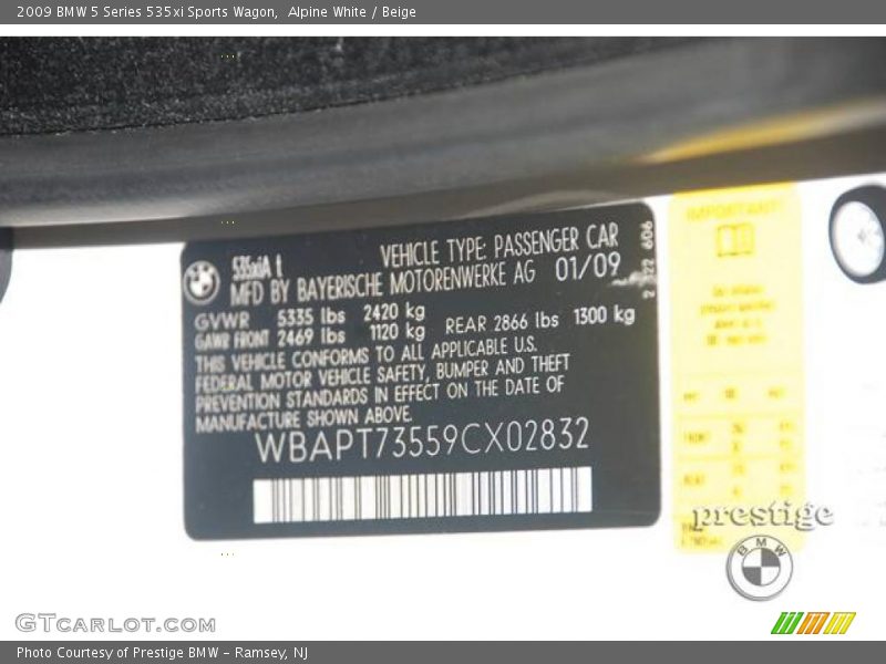 Alpine White / Beige 2009 BMW 5 Series 535xi Sports Wagon