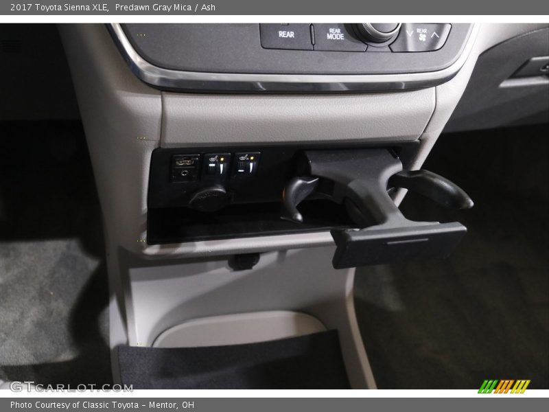 Predawn Gray Mica / Ash 2017 Toyota Sienna XLE