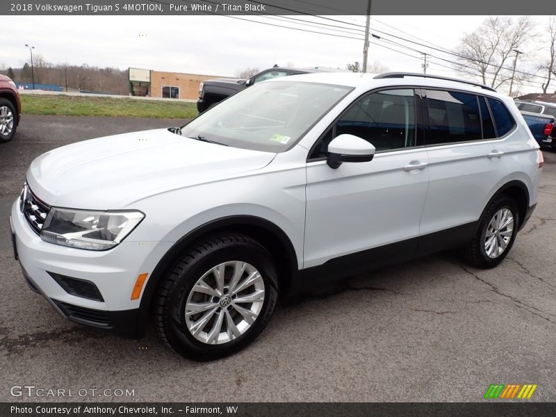 Pure White / Titan Black 2018 Volkswagen Tiguan S 4MOTION