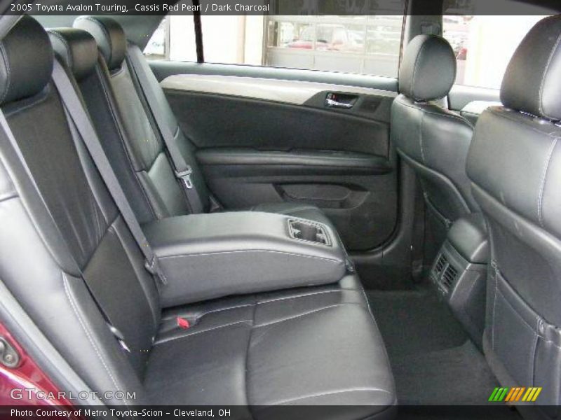 Cassis Red Pearl / Dark Charcoal 2005 Toyota Avalon Touring
