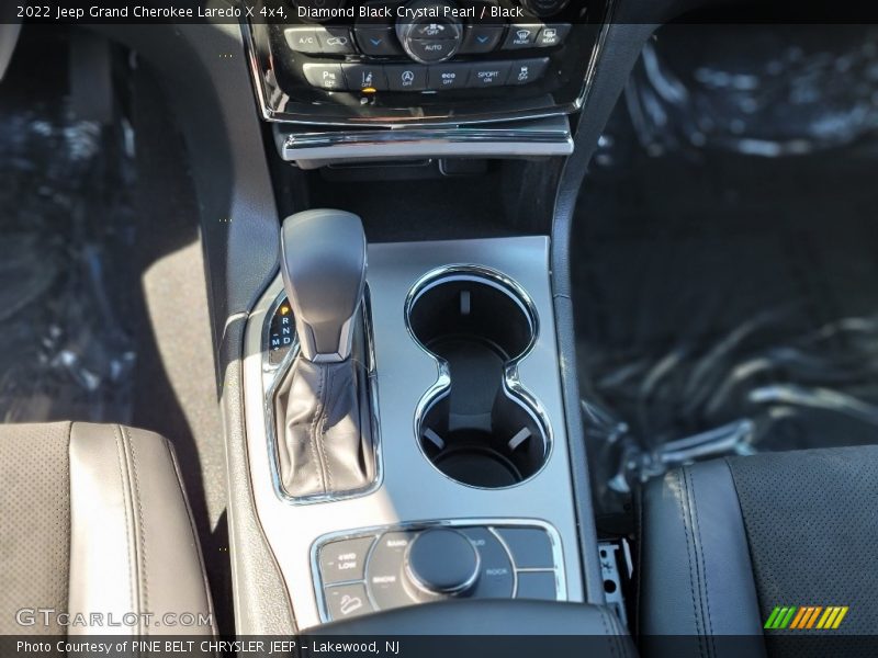 Diamond Black Crystal Pearl / Black 2022 Jeep Grand Cherokee Laredo X 4x4
