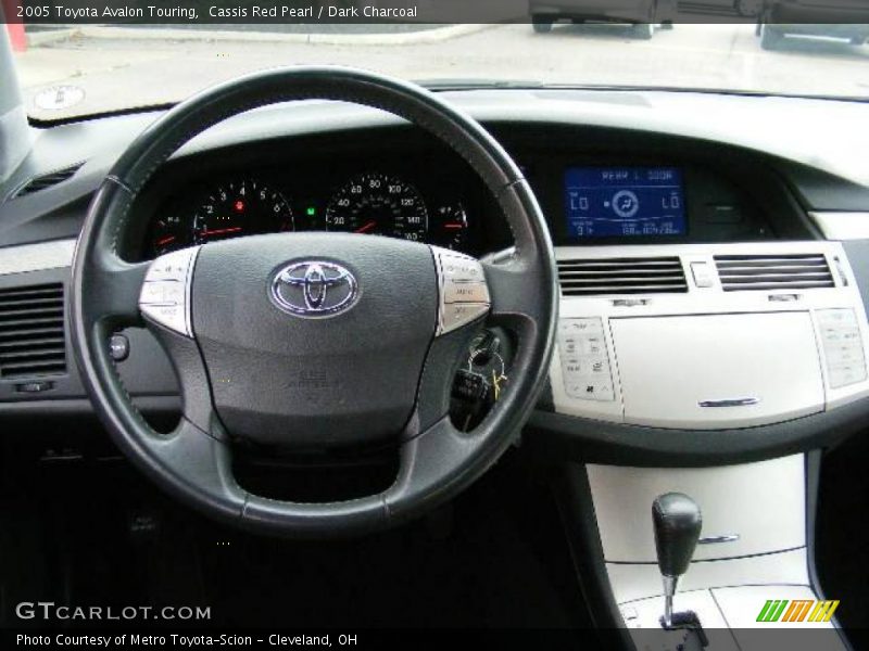Cassis Red Pearl / Dark Charcoal 2005 Toyota Avalon Touring