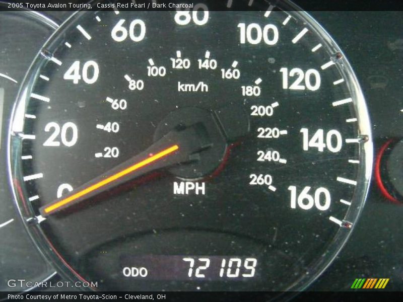 Cassis Red Pearl / Dark Charcoal 2005 Toyota Avalon Touring