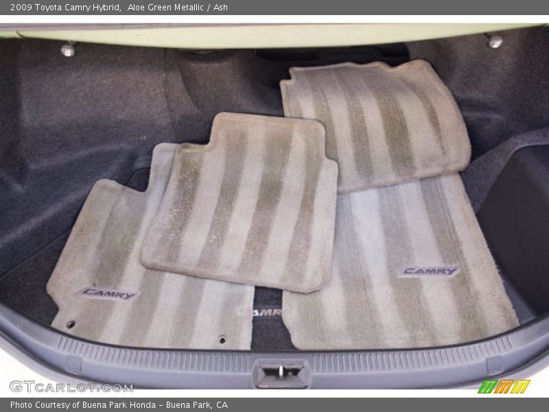 Aloe Green Metallic / Ash 2009 Toyota Camry Hybrid