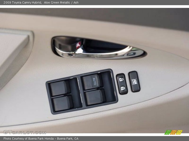 Aloe Green Metallic / Ash 2009 Toyota Camry Hybrid