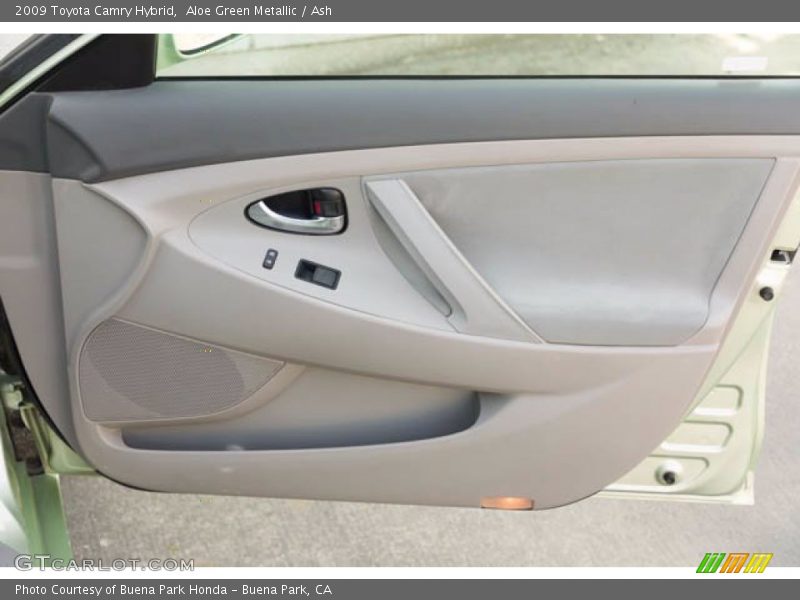 Aloe Green Metallic / Ash 2009 Toyota Camry Hybrid