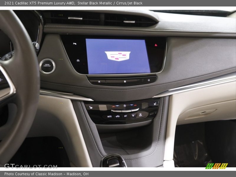 Stellar Black Metallic / Cirrus/Jet Black 2021 Cadillac XT5 Premium Luxury AWD
