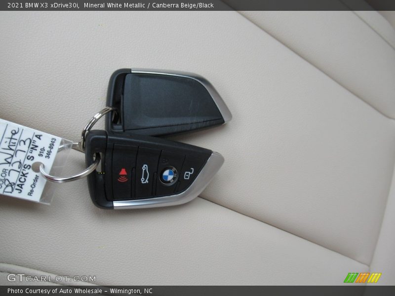 Mineral White Metallic / Canberra Beige/Black 2021 BMW X3 xDrive30i