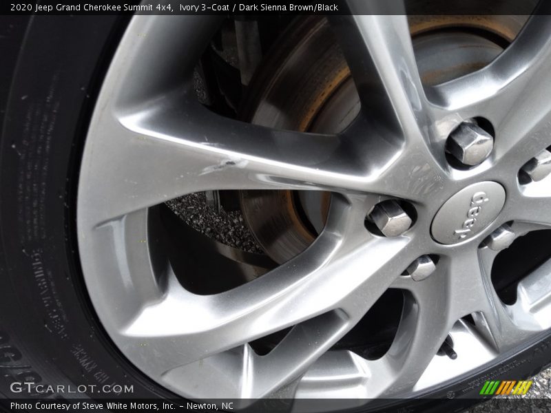 Ivory 3-Coat / Dark Sienna Brown/Black 2020 Jeep Grand Cherokee Summit 4x4
