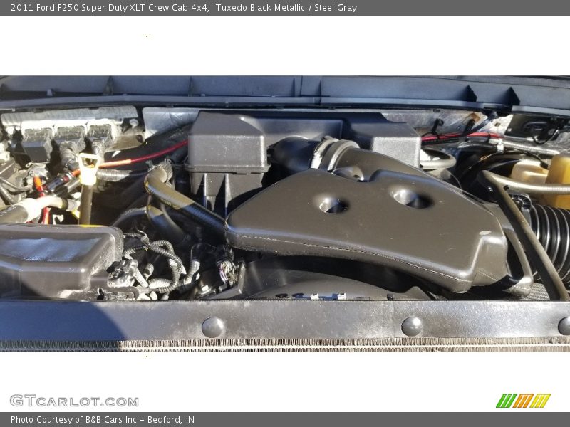Tuxedo Black Metallic / Steel Gray 2011 Ford F250 Super Duty XLT Crew Cab 4x4