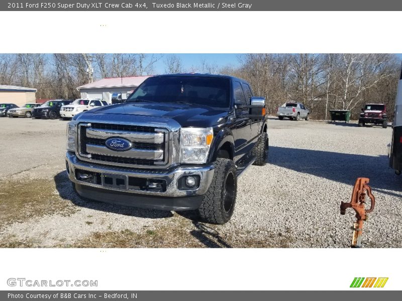 Tuxedo Black Metallic / Steel Gray 2011 Ford F250 Super Duty XLT Crew Cab 4x4