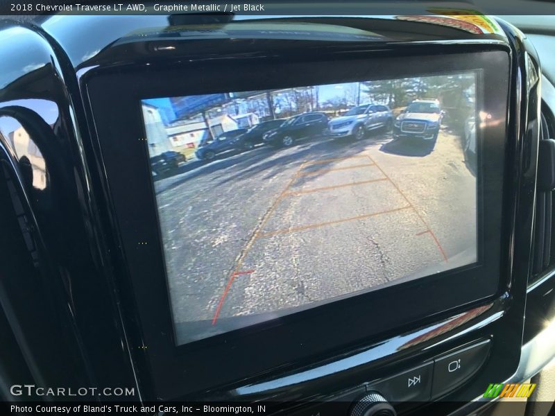 Graphite Metallic / Jet Black 2018 Chevrolet Traverse LT AWD