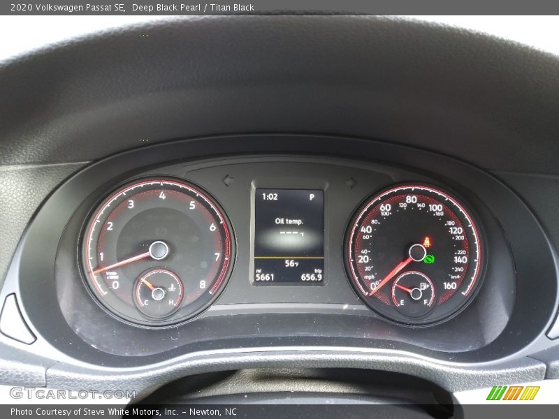 Deep Black Pearl / Titan Black 2020 Volkswagen Passat SE