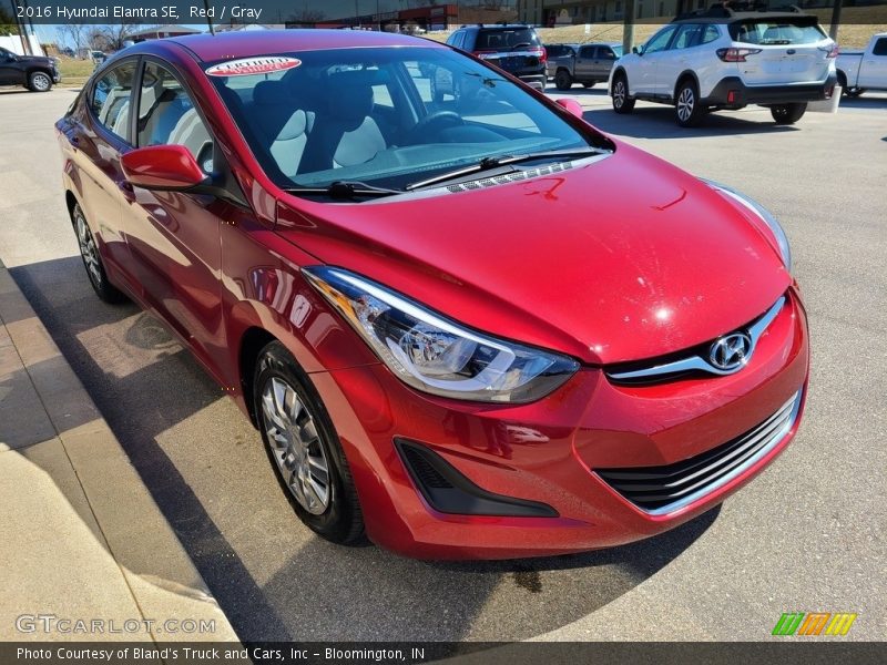 Red / Gray 2016 Hyundai Elantra SE