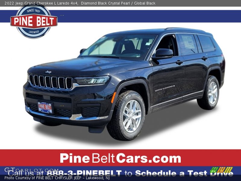 Diamond Black Crystal Pearl / Global Black 2022 Jeep Grand Cherokee L Laredo 4x4
