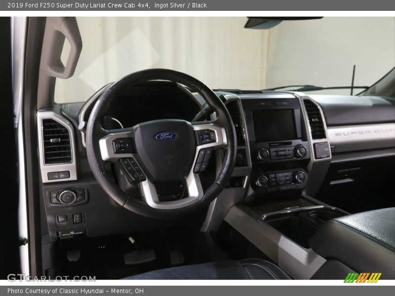 Ingot Silver / Black 2019 Ford F250 Super Duty Lariat Crew Cab 4x4