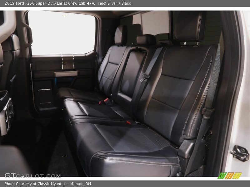 Ingot Silver / Black 2019 Ford F250 Super Duty Lariat Crew Cab 4x4