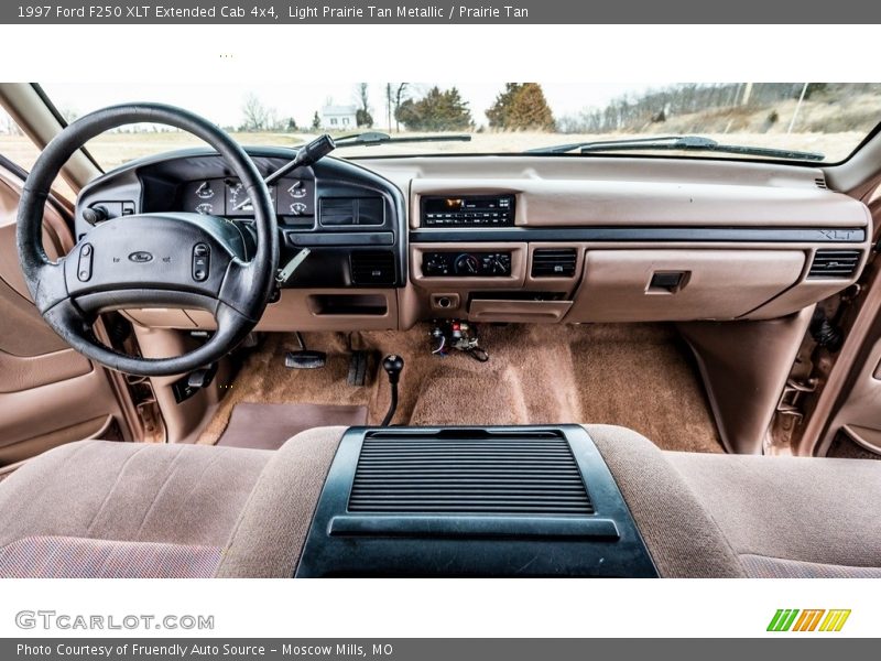 Prairie Tan Interior - 1997 F250 XLT Extended Cab 4x4 