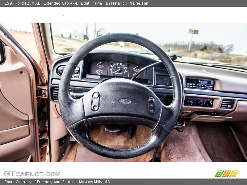  1997 F250 XLT Extended Cab 4x4 Steering Wheel