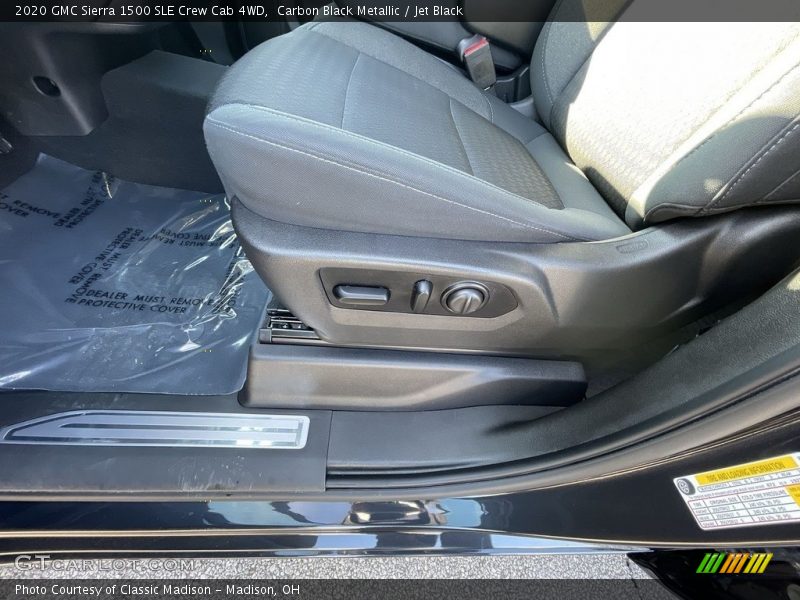 Carbon Black Metallic / Jet Black 2020 GMC Sierra 1500 SLE Crew Cab 4WD