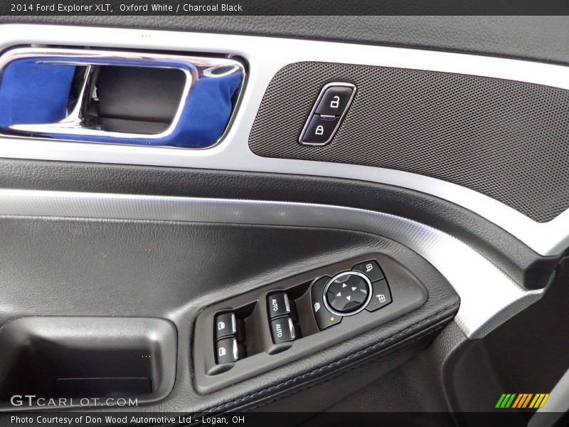 Oxford White / Charcoal Black 2014 Ford Explorer XLT