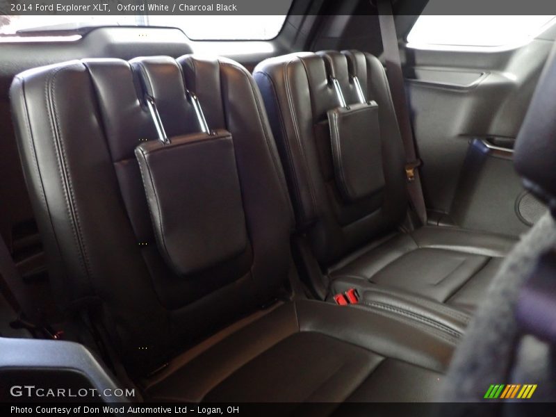 Oxford White / Charcoal Black 2014 Ford Explorer XLT