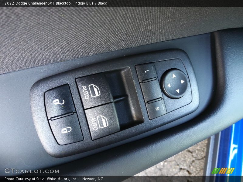Indigo Blue / Black 2022 Dodge Challenger SXT Blacktop