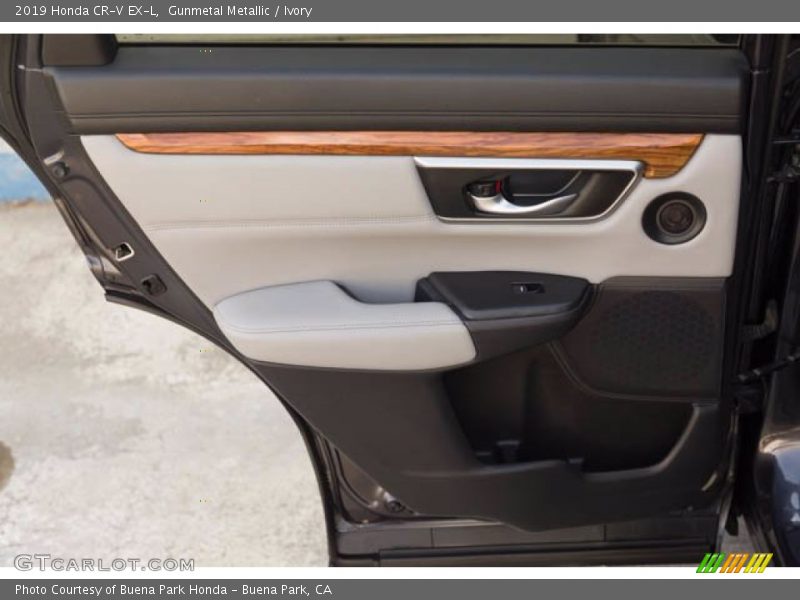 Gunmetal Metallic / Ivory 2019 Honda CR-V EX-L