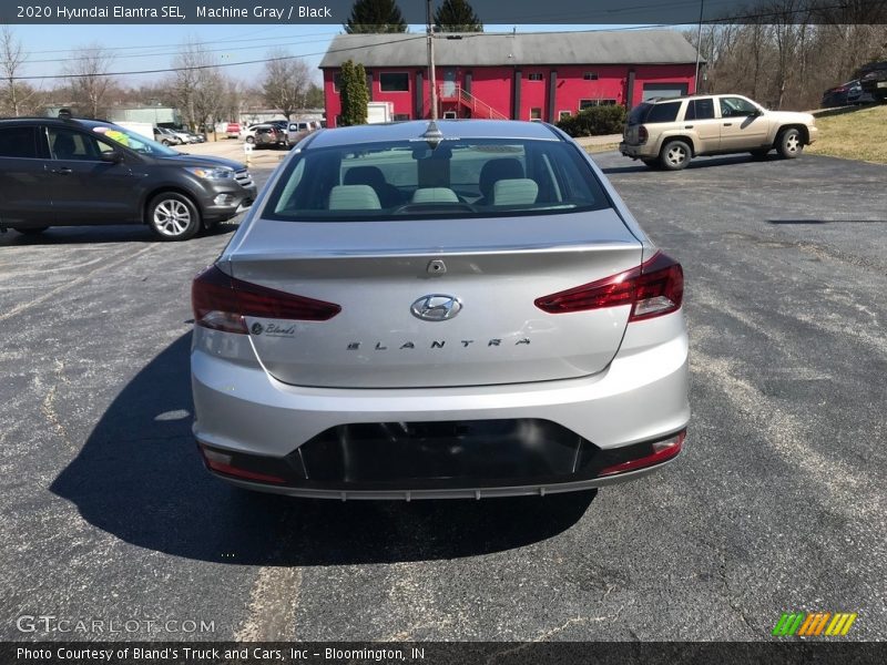 Machine Gray / Black 2020 Hyundai Elantra SEL