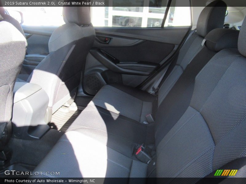 Crystal White Pearl / Black 2019 Subaru Crosstrek 2.0i